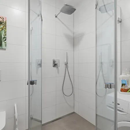 Appartamento Balanced Apartments, Vollausgestatte Naehe Starnberger Münsing