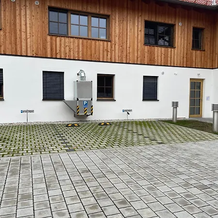 Balanced Apartments, Vollausgestatte Naehe Starnberger Apartmán Münsing