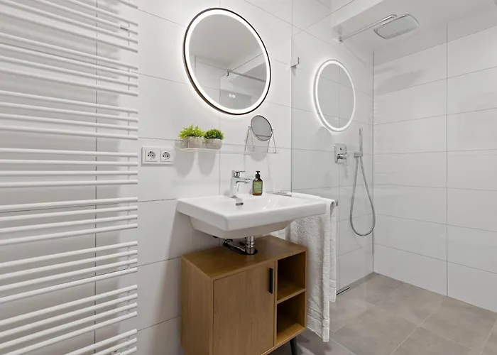 Balanced Apartments, Vollausgestatte Naehe Starnberger * Münsing