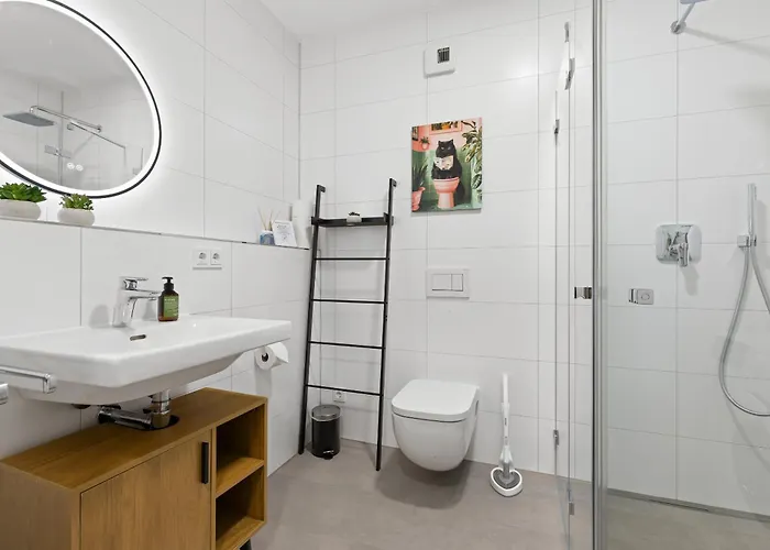 Balanced Apartments, Vollausgestatte Naehe Starnberger Apartmán